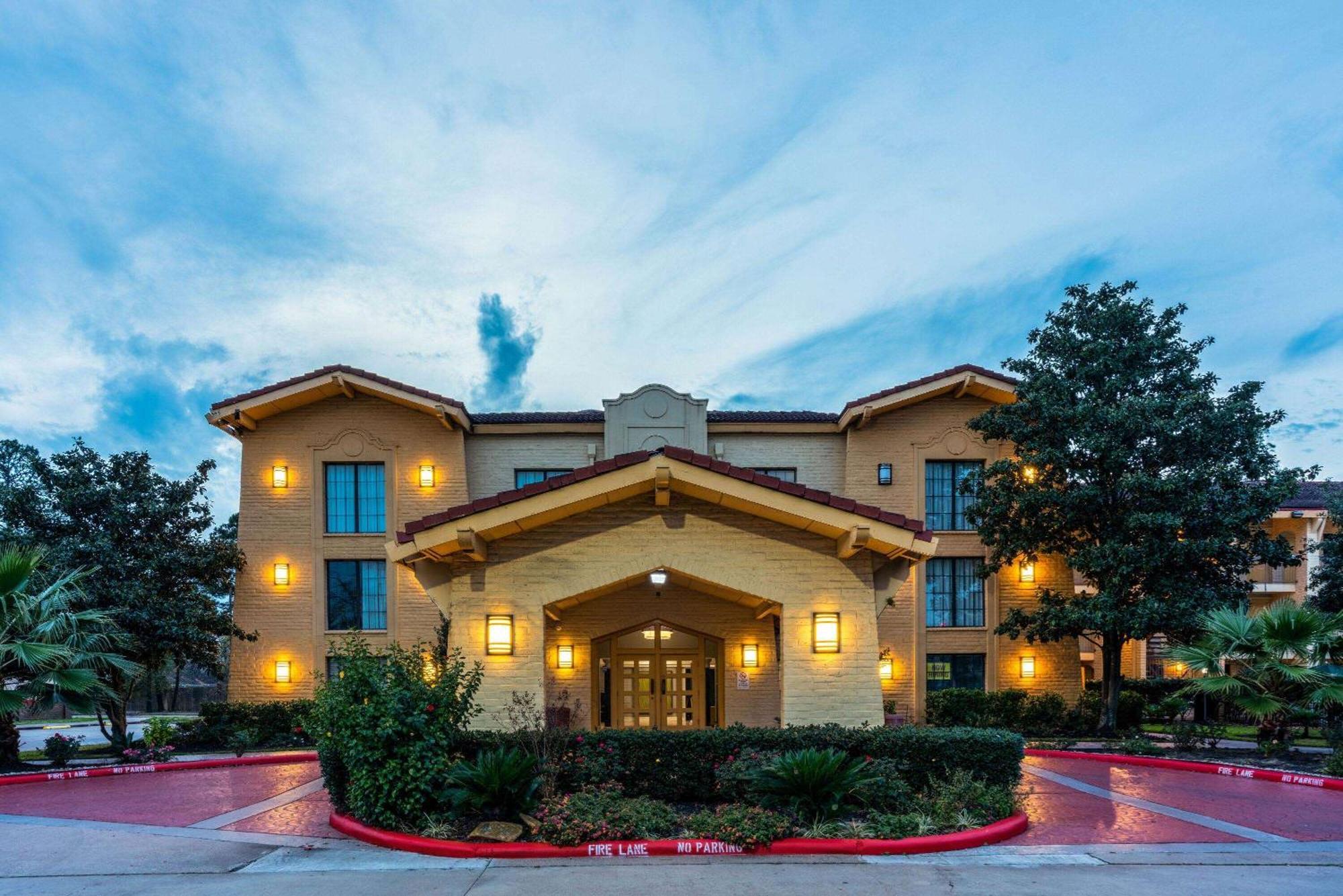 Super 8 By Wyndham North Hotel The Woodlands